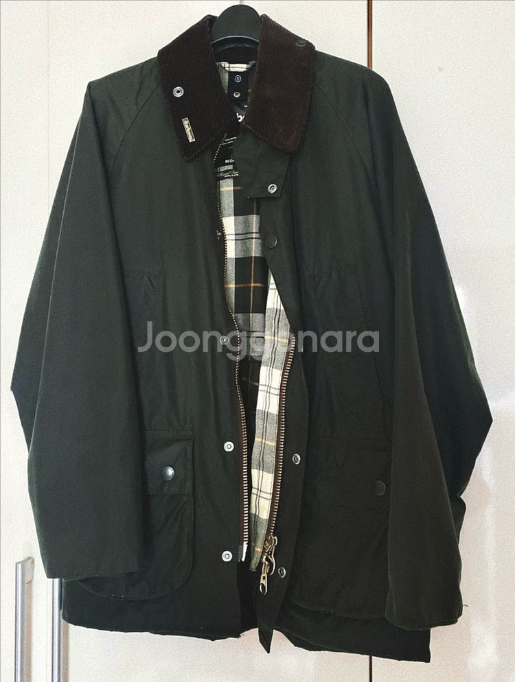 새제품)바버 왁스자켓 비데일 세이지 34--0