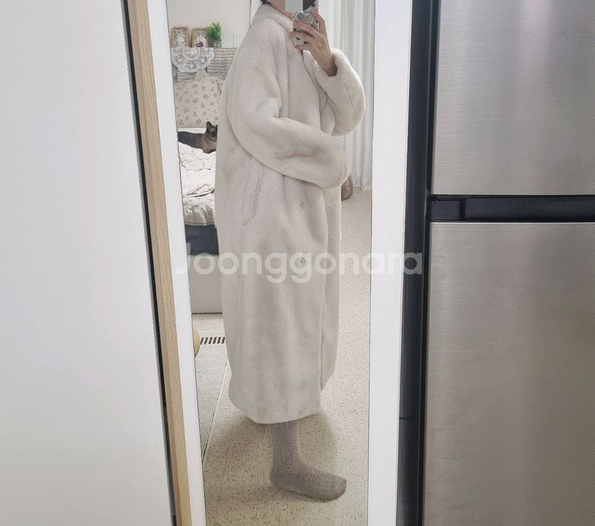 자라 퍼 롱코트 아이보리--1