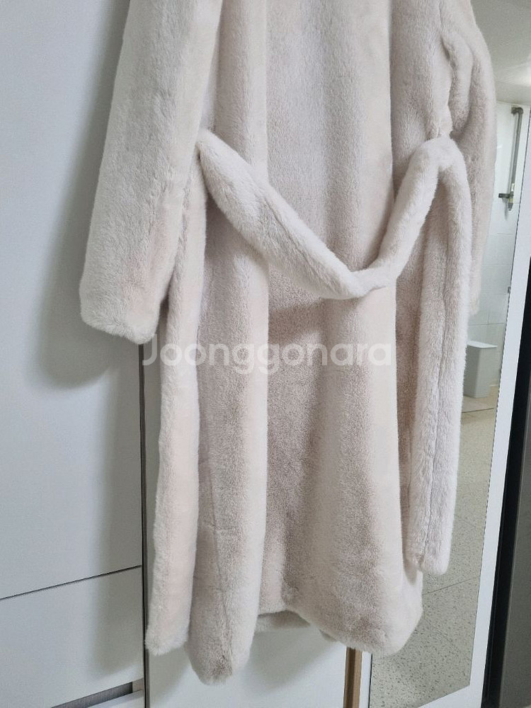 자라 퍼 롱코트 아이보리--5