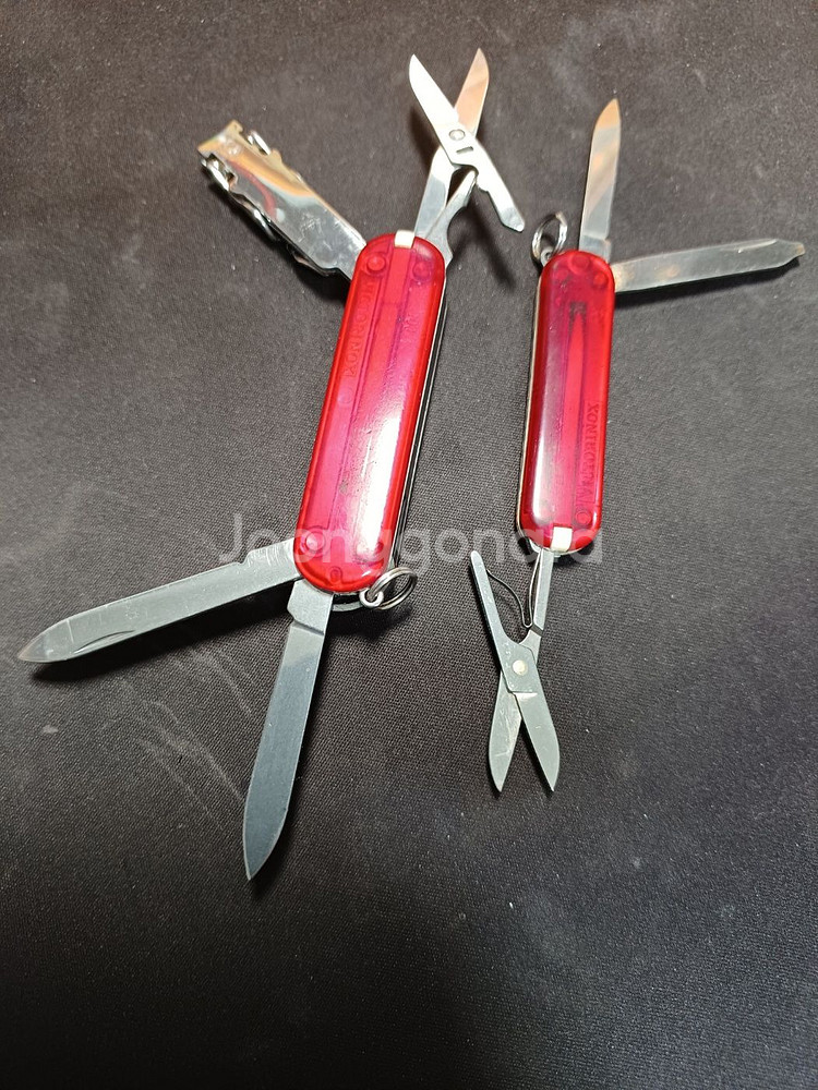 빅토리녹스(SAS) 키체인 멀티툴 네일클립[투명레드]--1