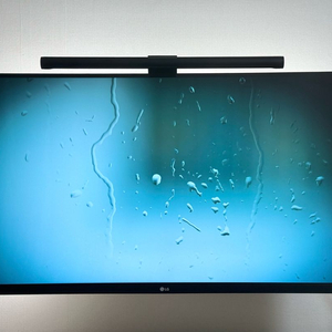 LG 32UN650K + Hdmi 셀렉터