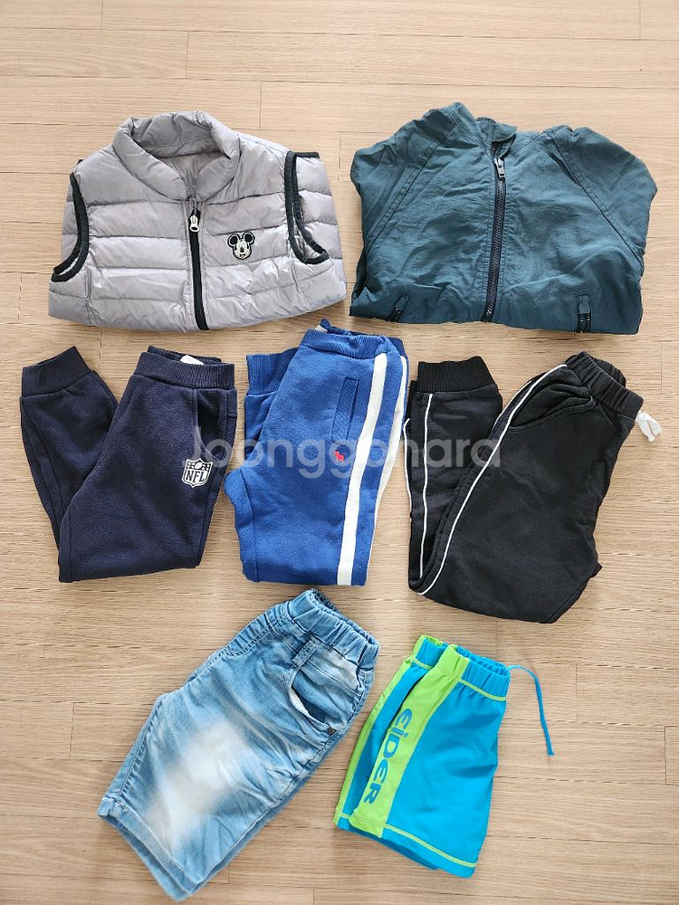 남아 옷 일괄판매(바람막이점퍼,패딩조끼등)--8