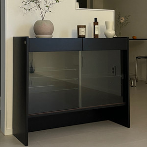 라이크노아 Glass cupboard(s)