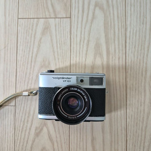 보이글랜더 VF101=ZEISS S310