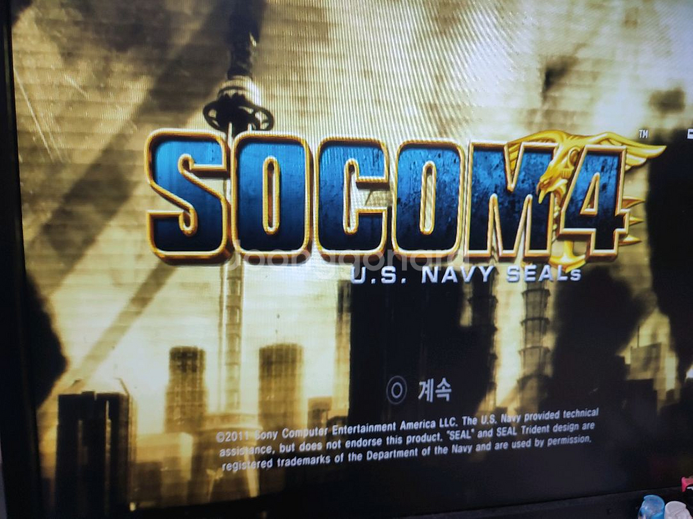 ps3 소콤4 정발 팝니다--3