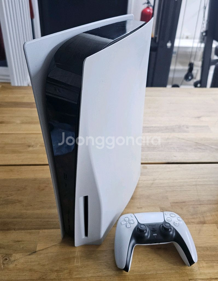 플스5노멀 디스크버전 판매합니다--1