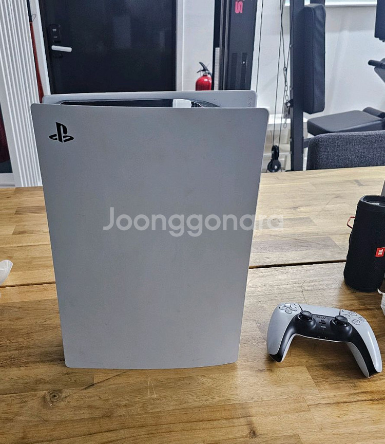 플스5노멀 디스크버전 판매합니다--2