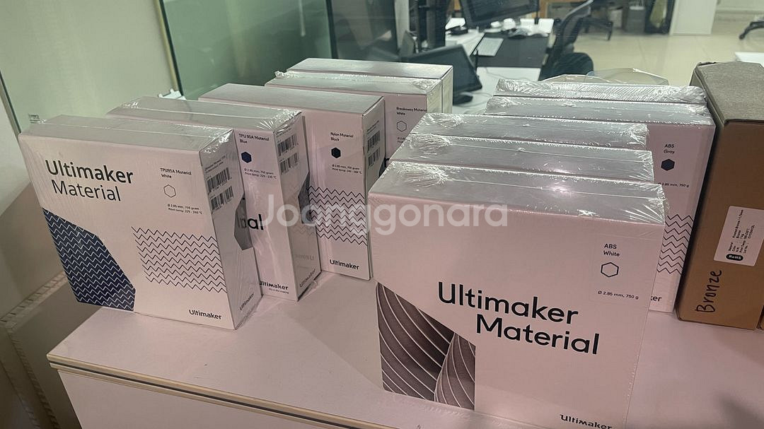 Ultimaker filament--0