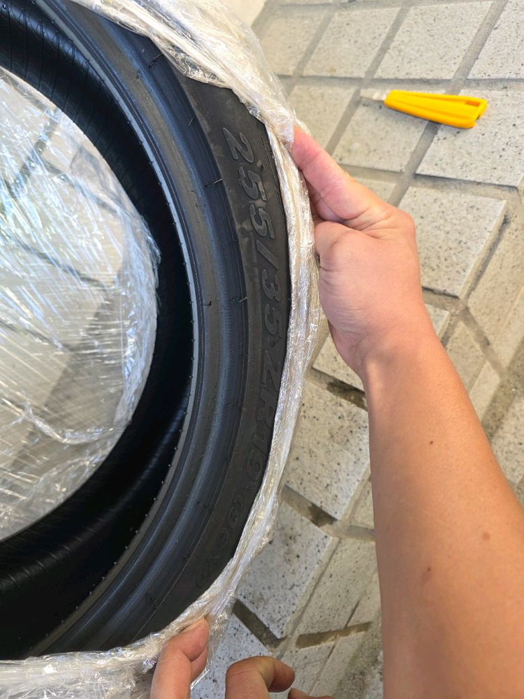 타이어 무료 나눔합니다.서초구 양재동 301-3 1층 이미지