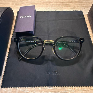 프라다 선글라스 안경테