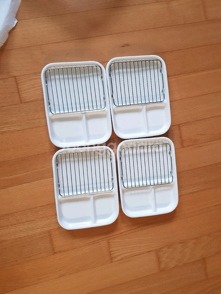 모던하우스 돈가스접시 4개 일괄.--0