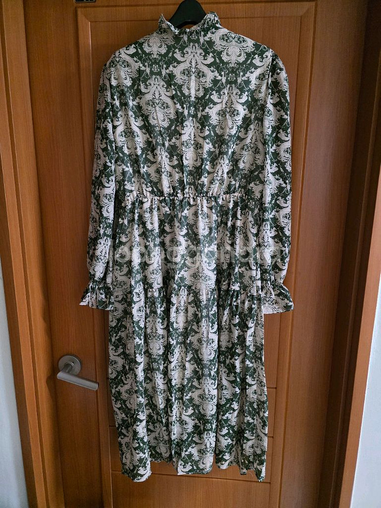 앞 프릴 주름 캉캉식 원피스--6