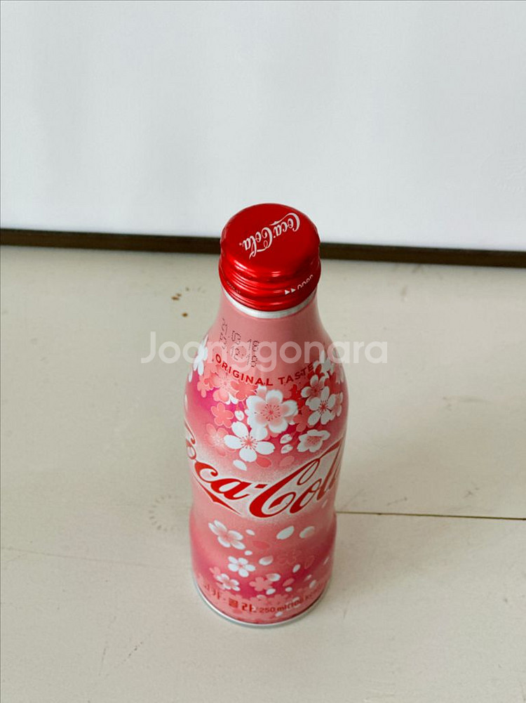 코카콜라 벚꽃 에디션--1