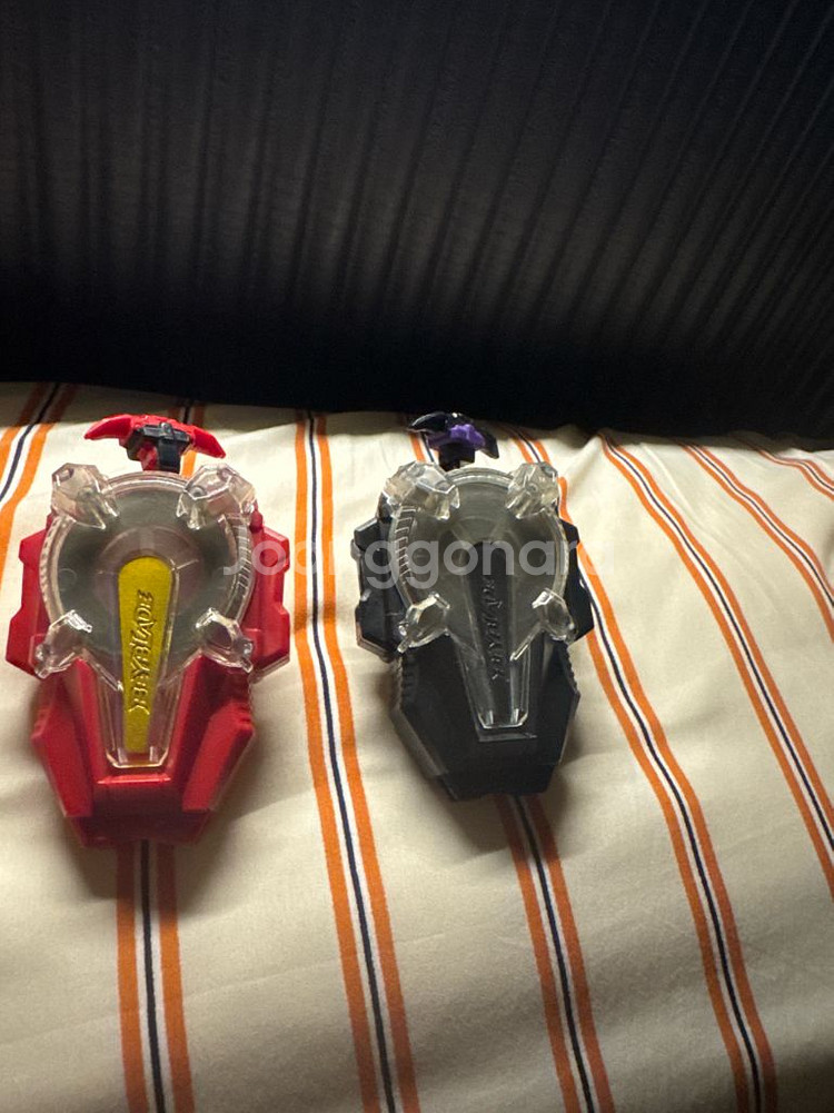 베이블레이드 슈퍼킹 런처 팔아요--0