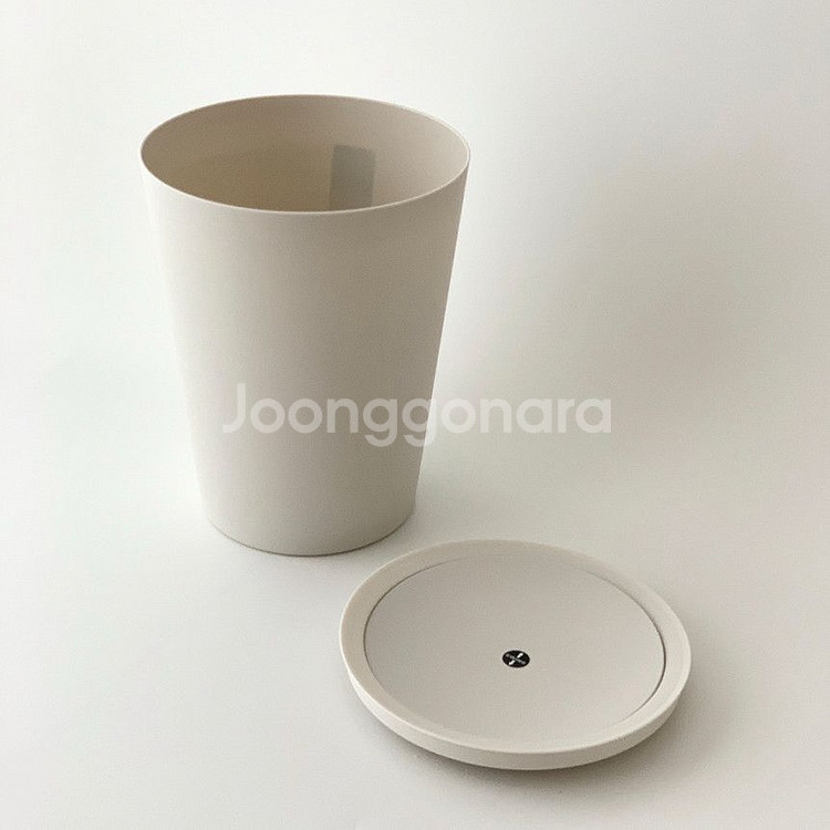 [새상품] 고급 인테리어 스윙 휴지통 9L 화이트--1