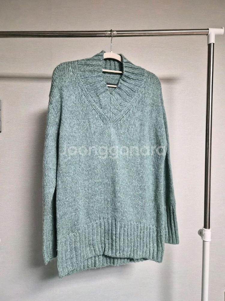 새옷 Paine Alan 브이넥 니트 95--1