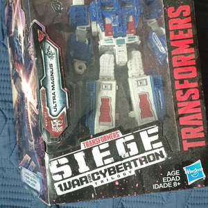 트랜스포머 워 포 사이버트론 시즈 울트라 매그너스 정크