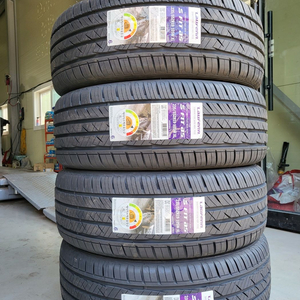 235 55 19 한국 라우펜 새타이어 카니발 싼타페