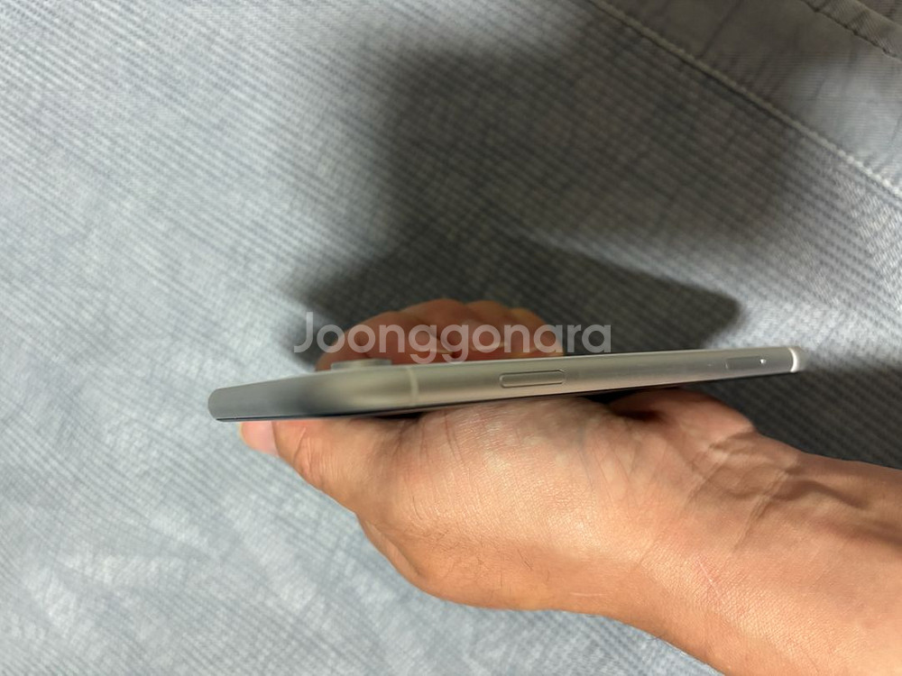 아이폰XR 화이트 128g 무기스 무찍힘--3