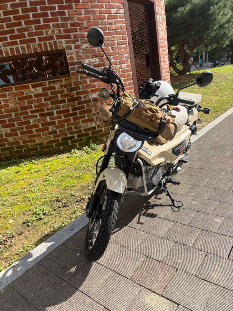 서울] 2025 토르125 베이지색. 신차급 이미지