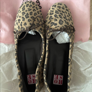 로즈베이 레오파드 드라이빙 플랫 245