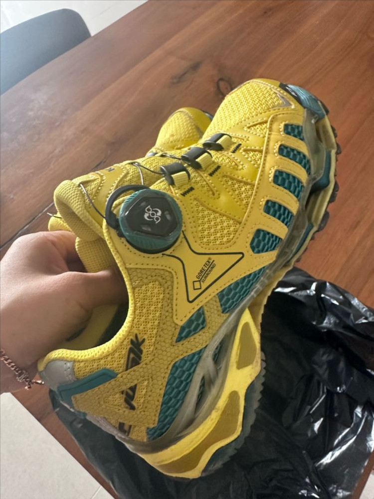 나이키트레킹화--1