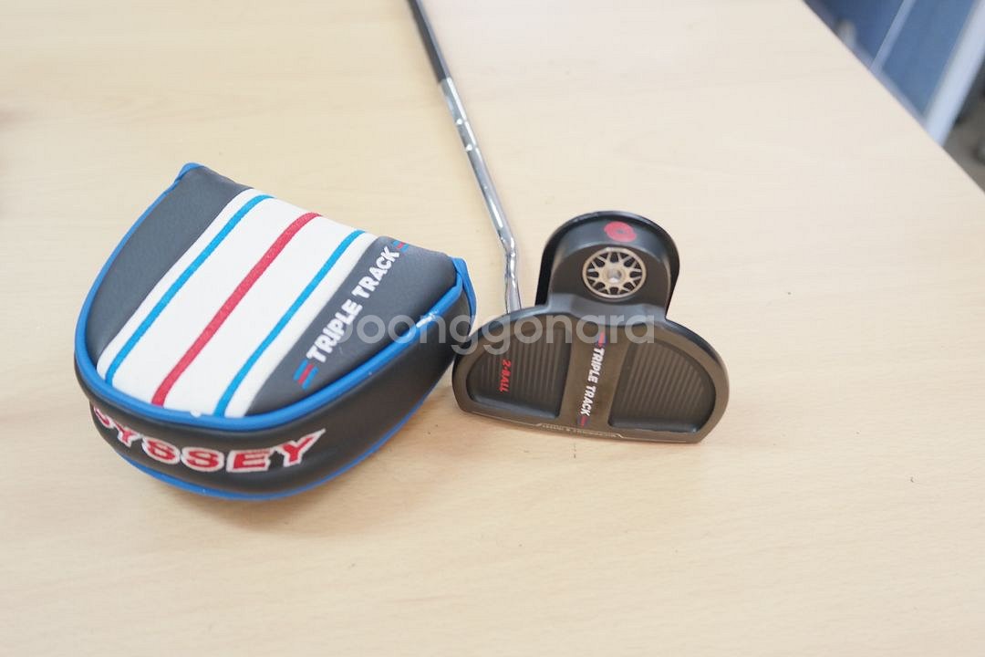오디세이 트리플트랙 투볼 33인치 퍼터--5