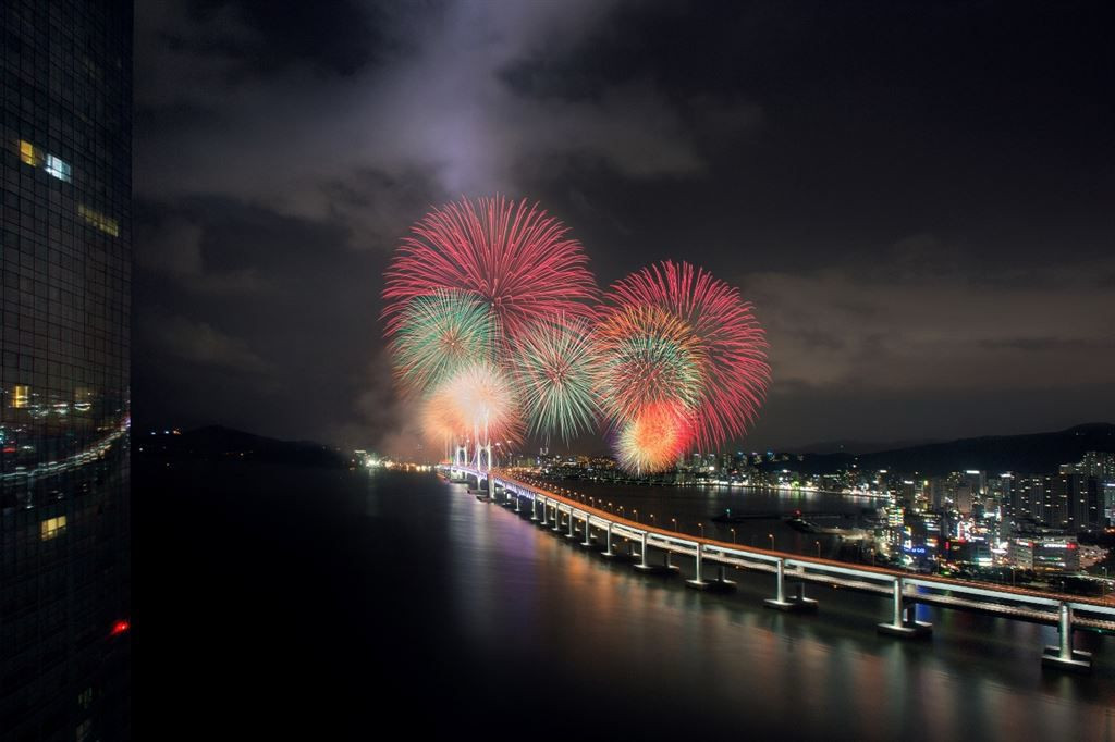 부산불꽃축제 파크하얏트부산 스위트룸 광안대교 야경1박 이미지