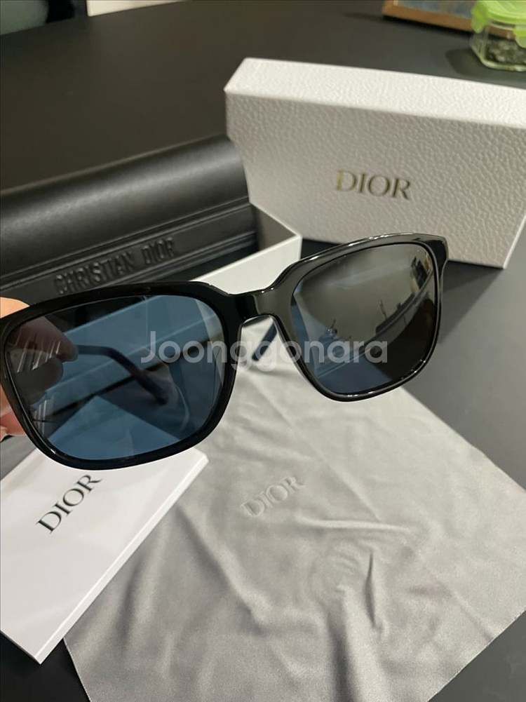 디올 옴므 선그라스--3