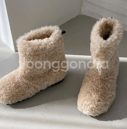 양털 뽀글이 부츠 240-245-택포 15,000원--0