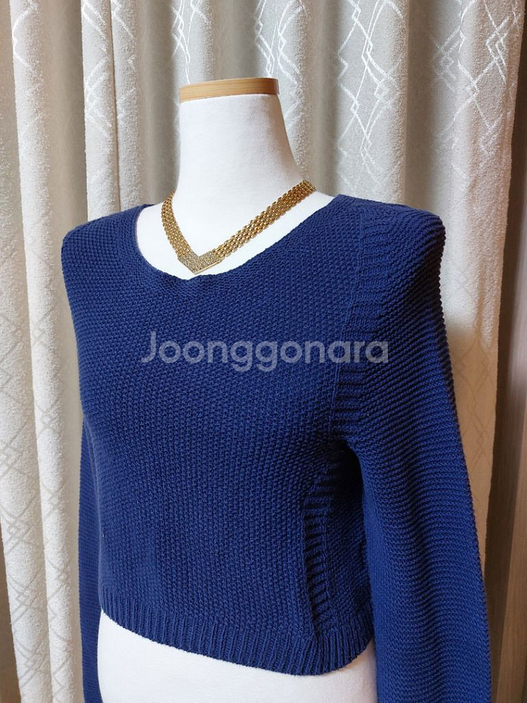 롯데백화점 에서 구매 시슬리 니트 크롭 새거 봄--2