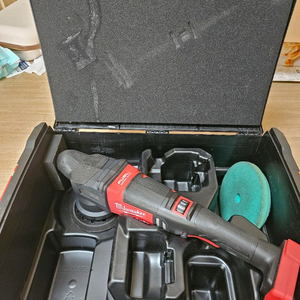 밀워키 듀얼 광택기