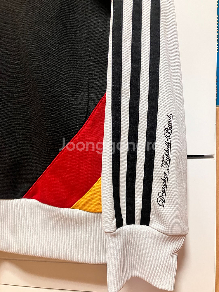 아디다스 독일져지 축구대표팀 트랙탑 판매합니다.~!--3