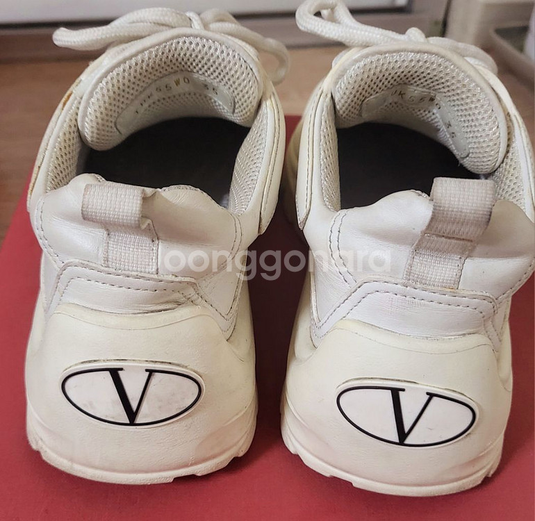 정품 발렌티노 검보이 반시 스니커즈(파격급처분가)--5