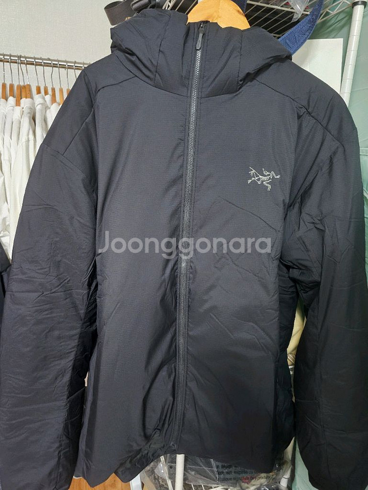 아크테릭스 아톰 SV 후디 블랙--0