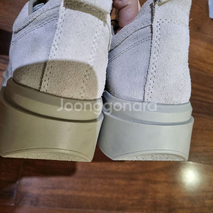 자라 스웨이드 플랫폼 레더 운동화 통굽워커 37(235--7