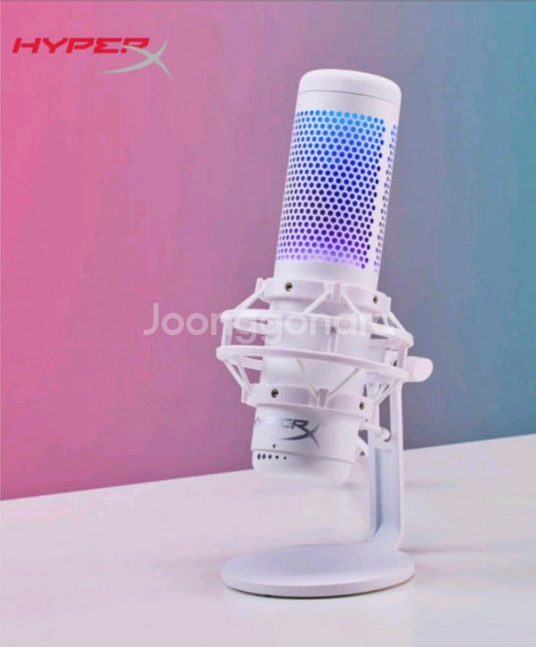 HyperX QuadCast S 화이트 RGB 마이크--2