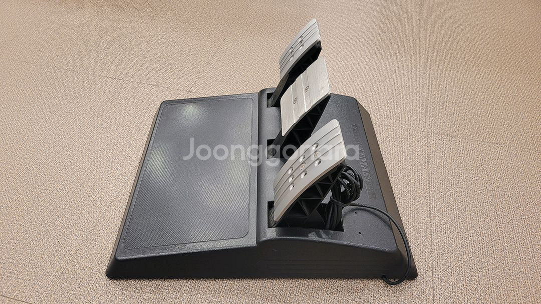 레이싱휠 트러스트마스터 T300 RS GT 에디션 판매--9