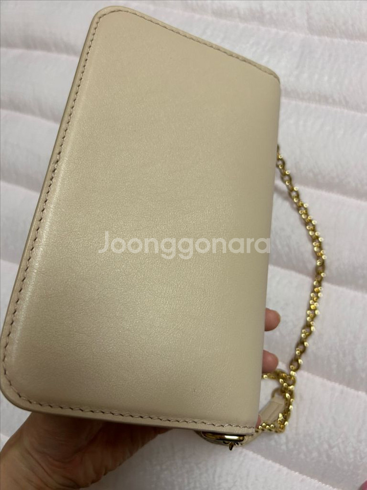 루이비통 체인 온 월릿 블룸 가방 팝니다(백화점 정품)--4