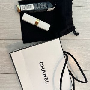 샤넬 루쥬 코코 립밤 914 내츄럴참 새상품