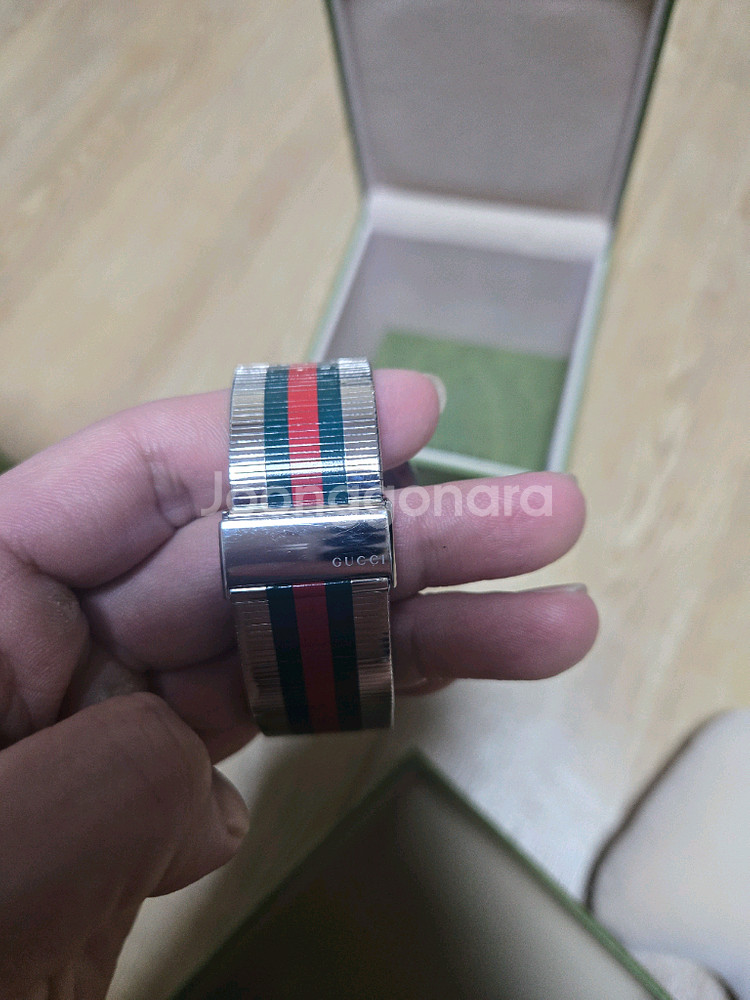 구찌시계 G-타임리스 42mm 풀박스 팝니다--3