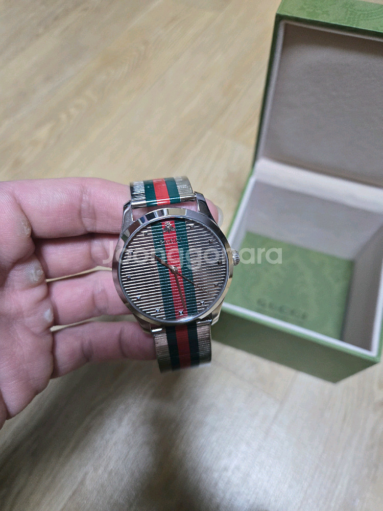 구찌시계 G-타임리스 42mm 풀박스 팝니다--1