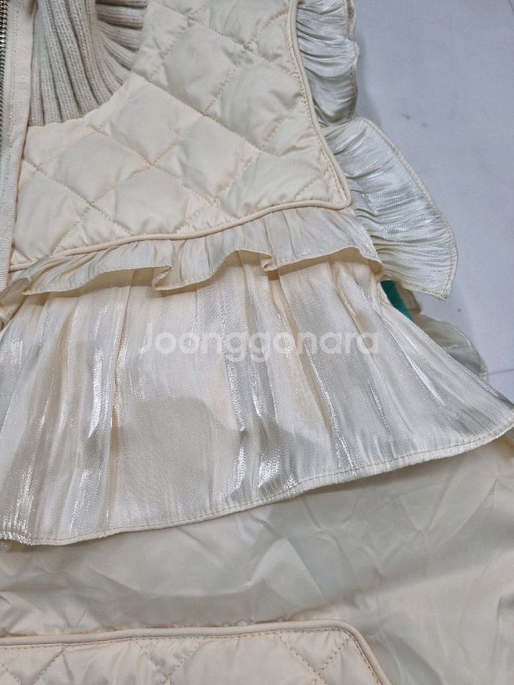 오즈세컨 구스프릴조끼--3