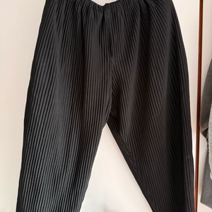 옴므 플리세 팬츠 1사이즈