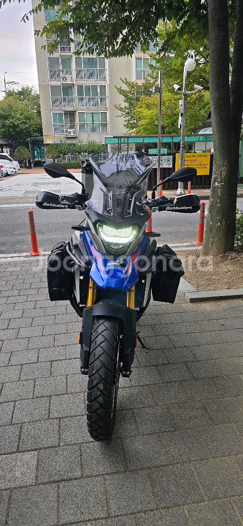 W G310GS--2