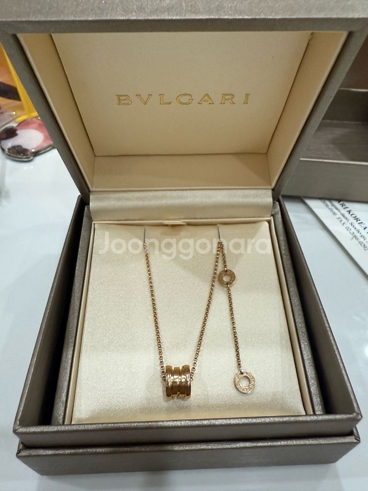 불가리 비제로원 미니 로즈골드 넥크리스 (풀박스)--1