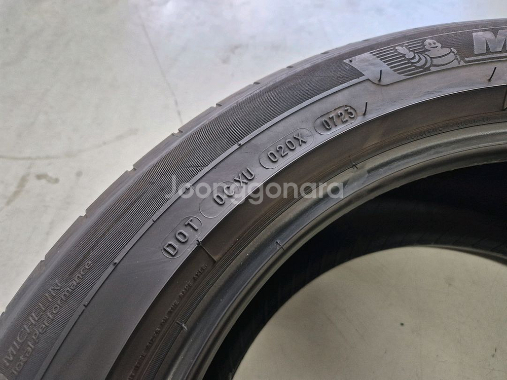 245 50 18 미쉐린 투어AS GOE 1본 팝니다--5