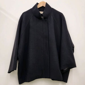 르베이지 모직 자켓