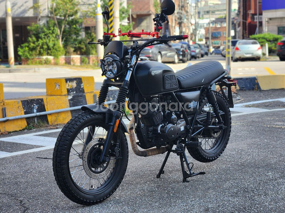 24년식/브릭스톤펠스버그125cc/3천/블박/신차급팝니--0