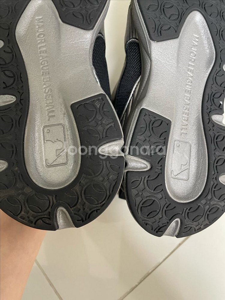 MLB 키즈운동화 230mm--4